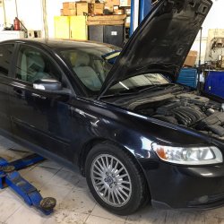 Volvo S40. От сальника коленвала до муфты регулировки фаз газораспределения